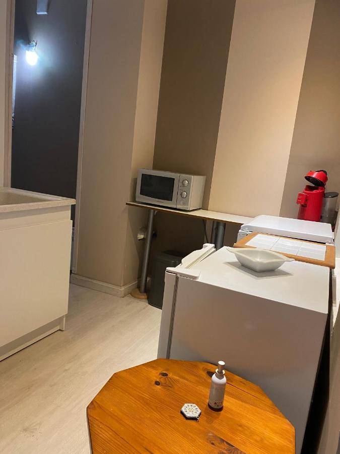 Ferienwohnung Adorable Gesthouse Avec Parking Gratuit Sur Place. Le Chene Exterior foto